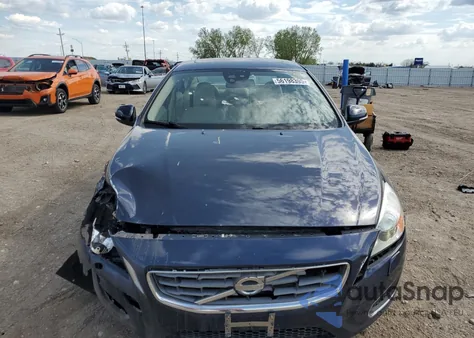 2012 Volvo S60 T6 z USA, uszkodzony, nr VIN YV1902FHXC2043537
